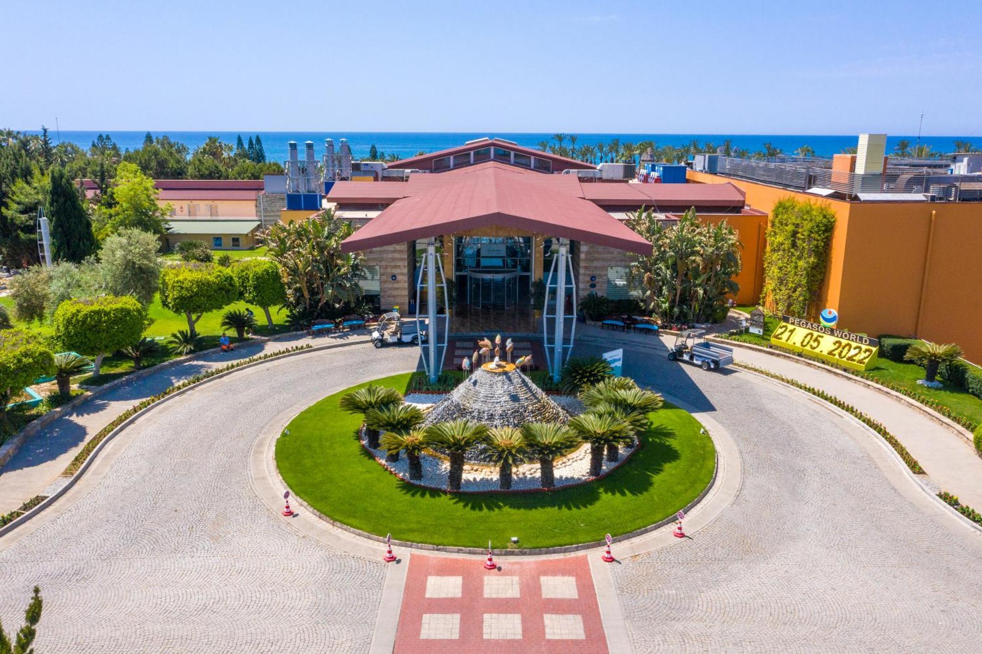 Hotel Aqi Pegasos World Side Exterior foto