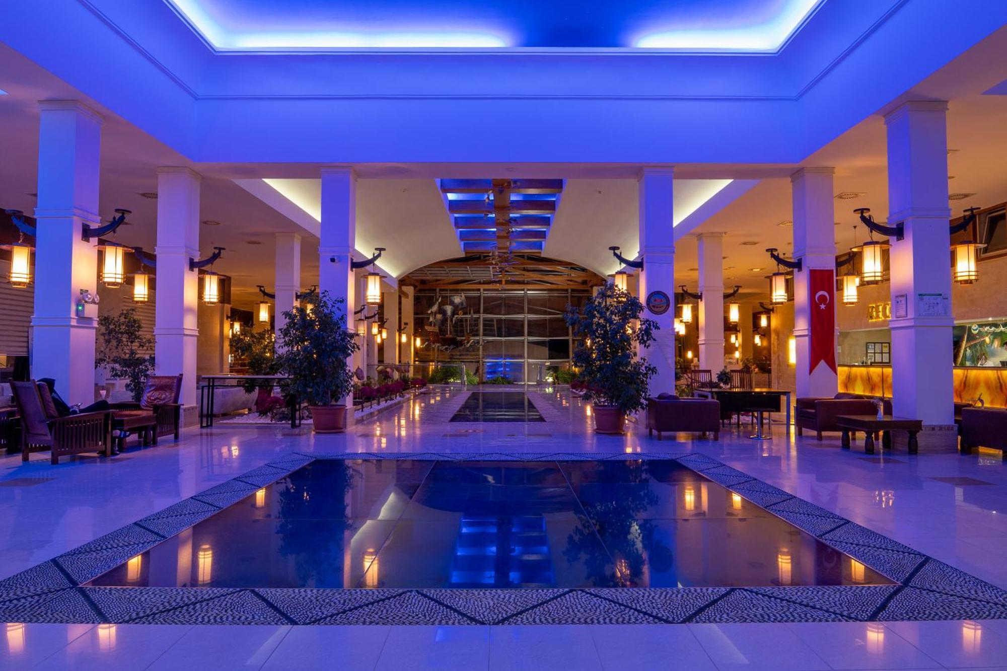 Hotel Aqi Pegasos World Side Exterior foto
